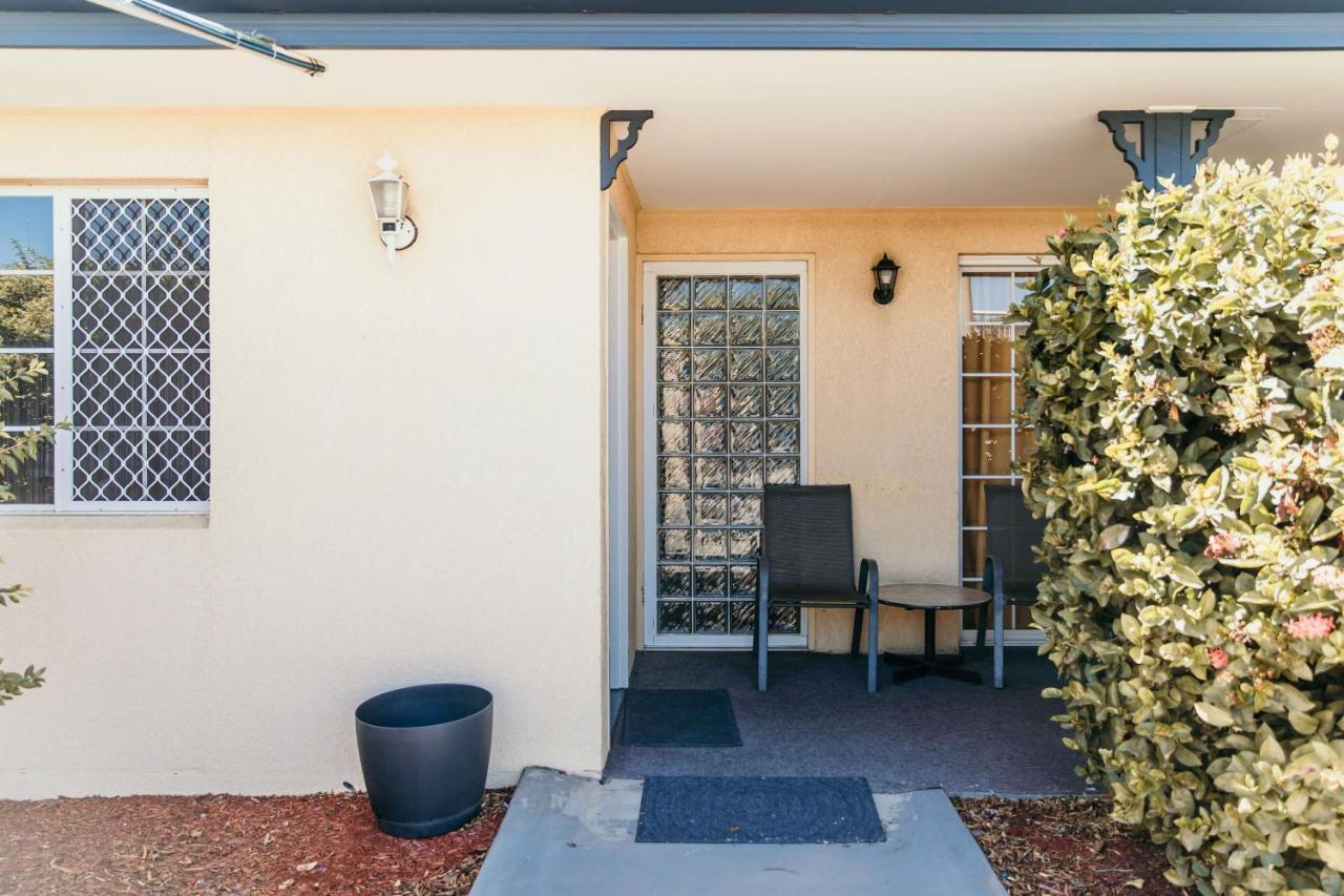 Outback Motel Mt Isa Mount Isa Exterior foto